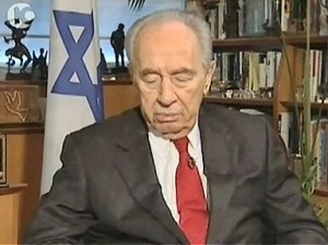 peres20sleeping Shimon Peres - president of Israel - probably won't be going to The Hague!
